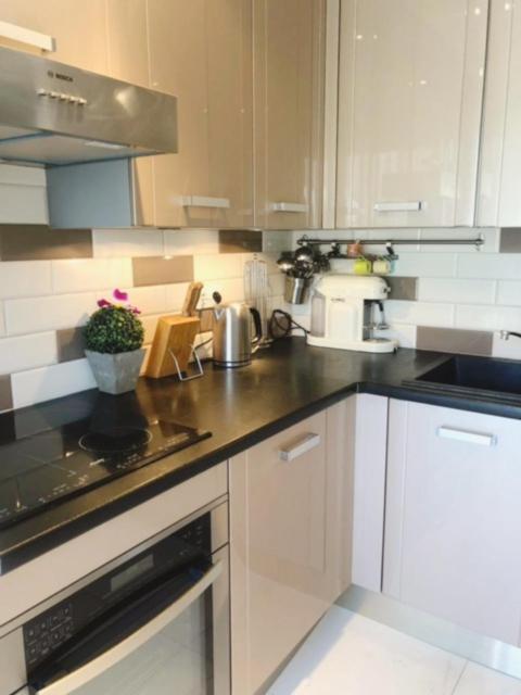 Luxurious Appartment Near The Airport نيس المظهر الخارجي الصورة