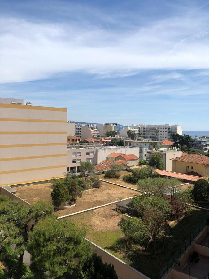 Luxurious Appartment Near The Airport نيس المظهر الخارجي الصورة