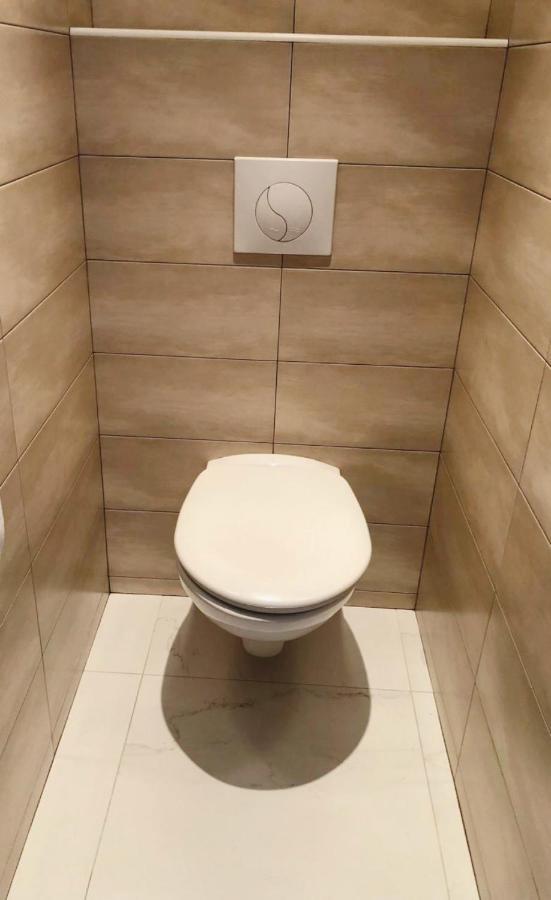 Luxurious Appartment Near The Airport نيس المظهر الخارجي الصورة